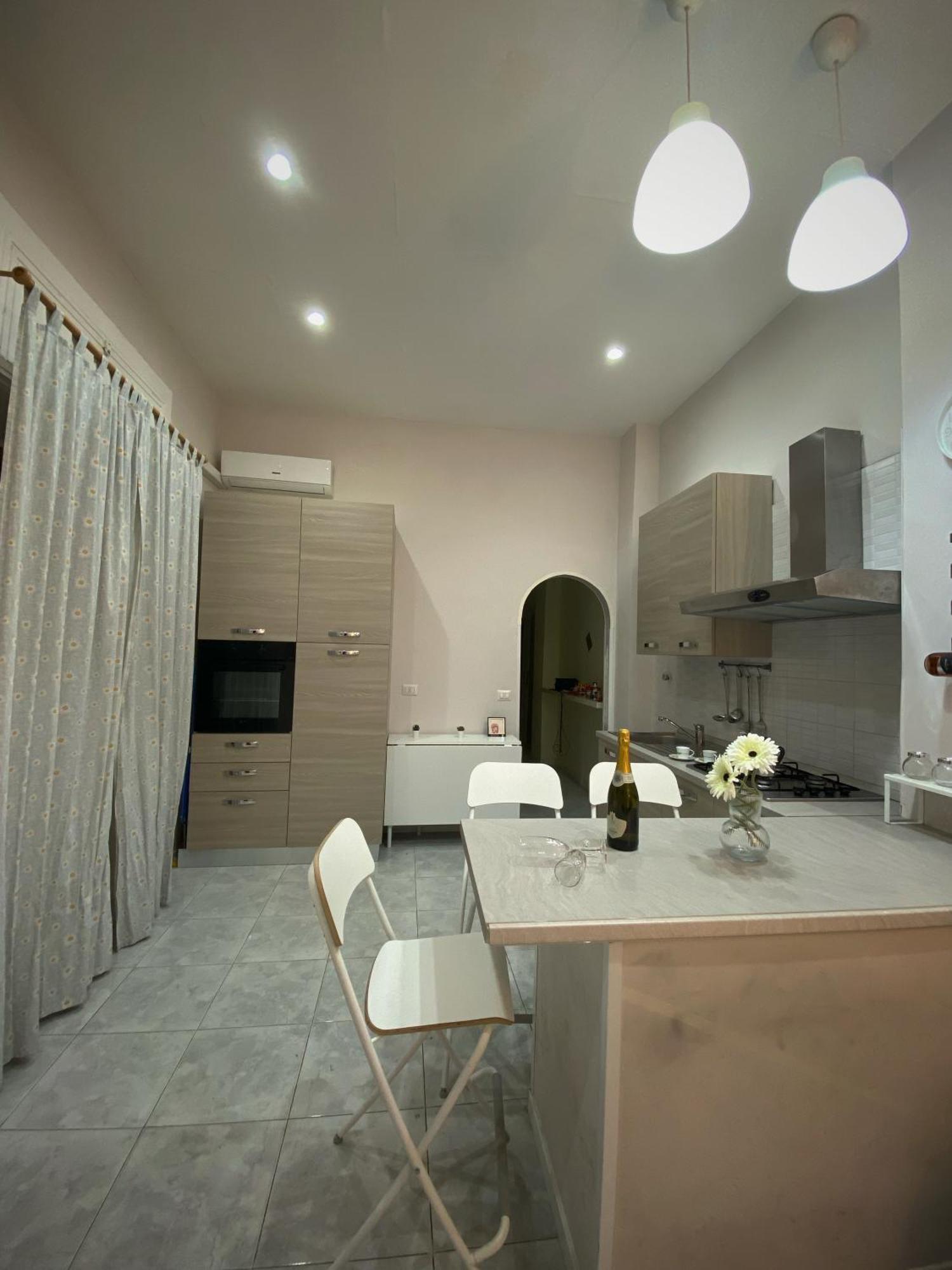 La Casa Al Centro " Vicino Al Centro Storico Di Napoli" Apartment Ngoại thất bức ảnh