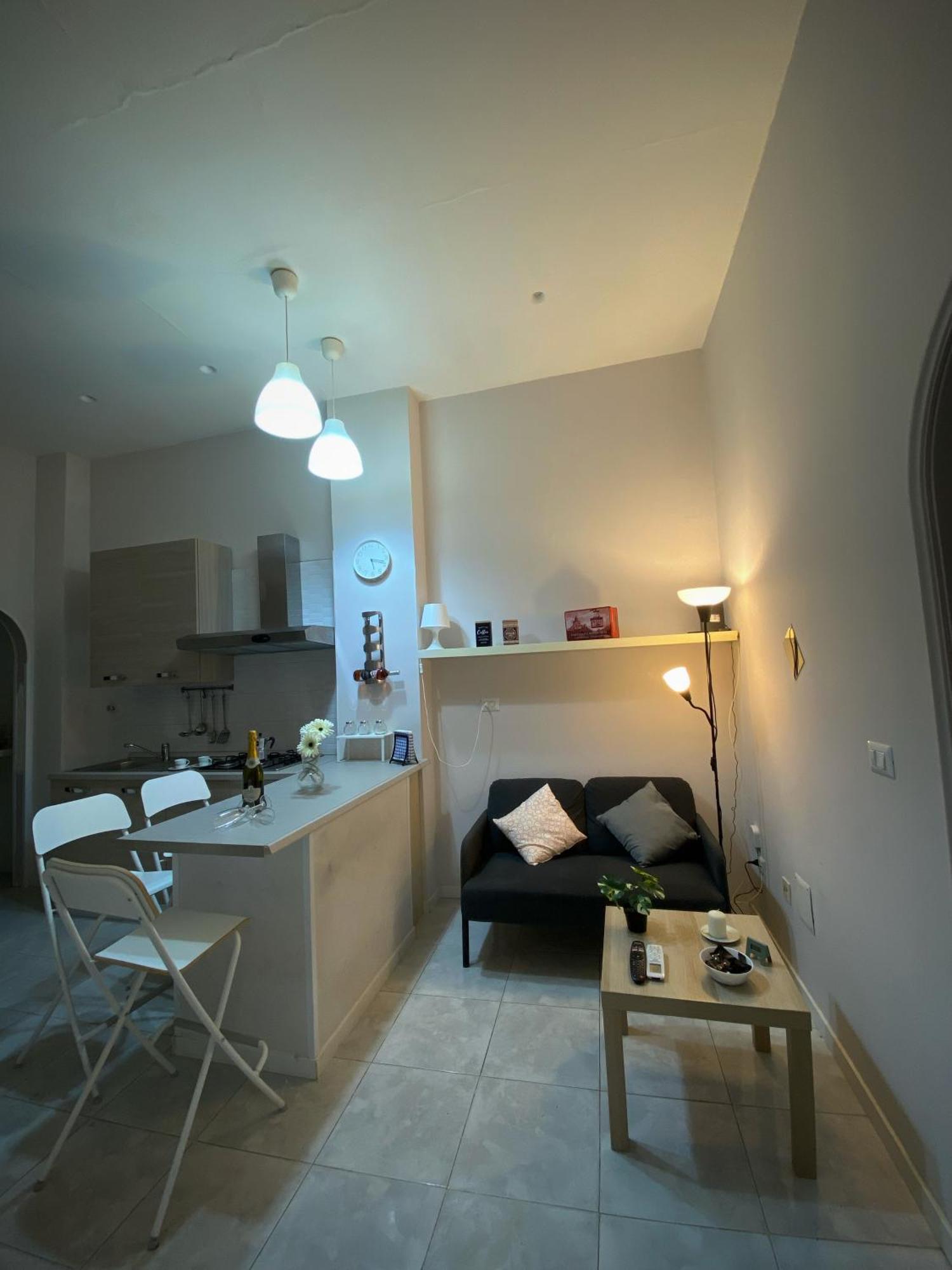 La Casa Al Centro " Vicino Al Centro Storico Di Napoli" Apartment Ngoại thất bức ảnh