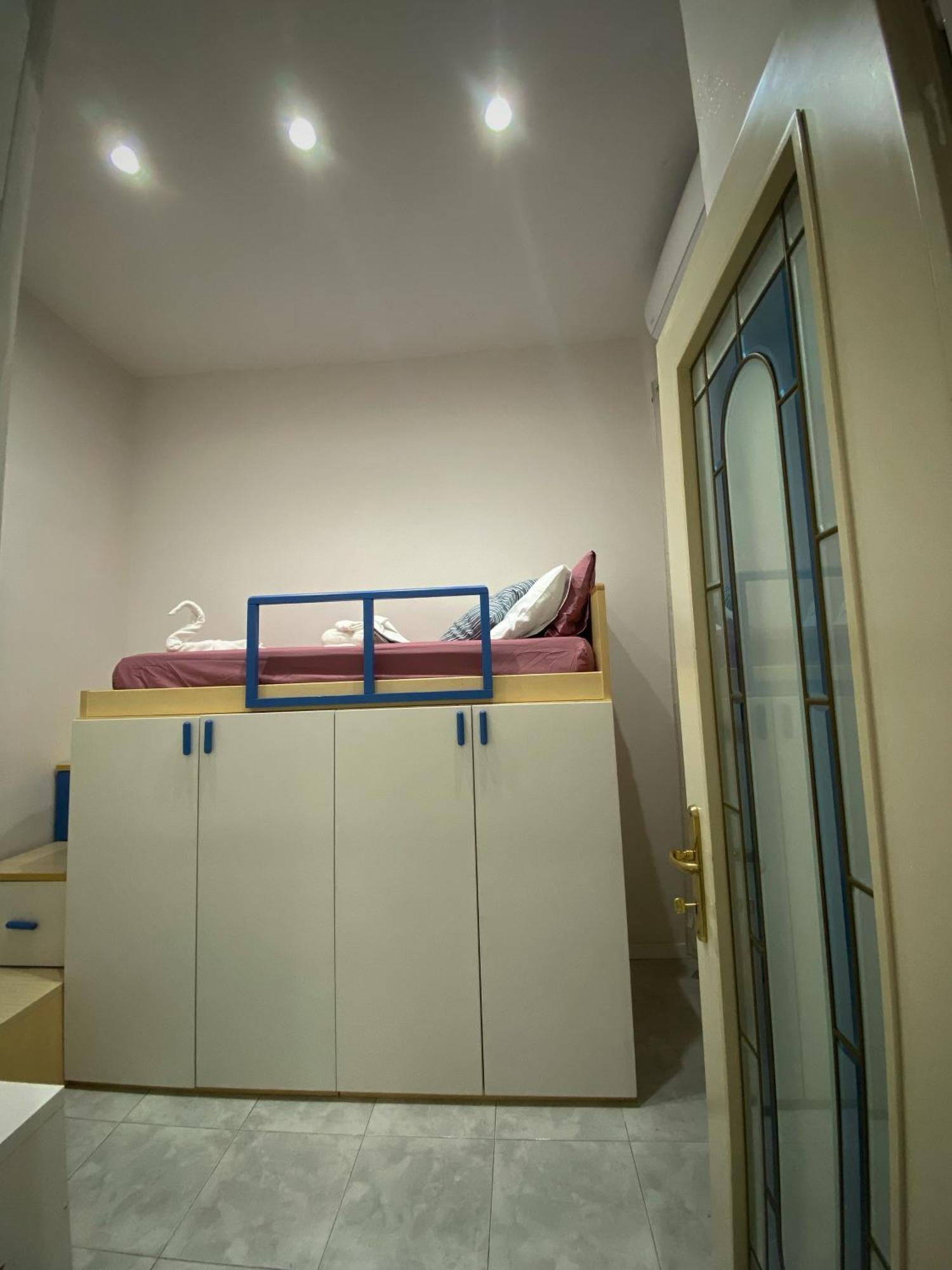 La Casa Al Centro " Vicino Al Centro Storico Di Napoli" Apartment Ngoại thất bức ảnh