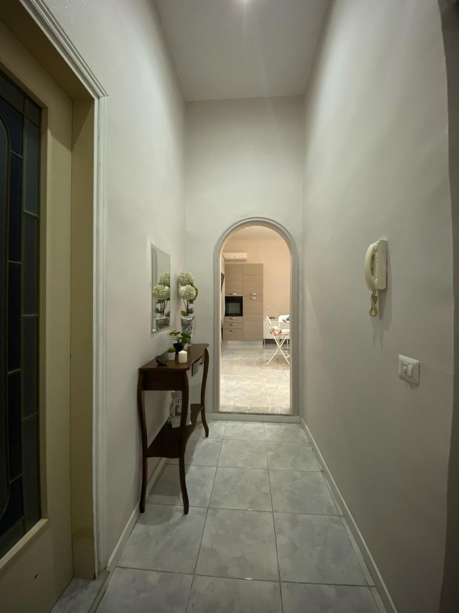 La Casa Al Centro " Vicino Al Centro Storico Di Napoli" Apartment Ngoại thất bức ảnh