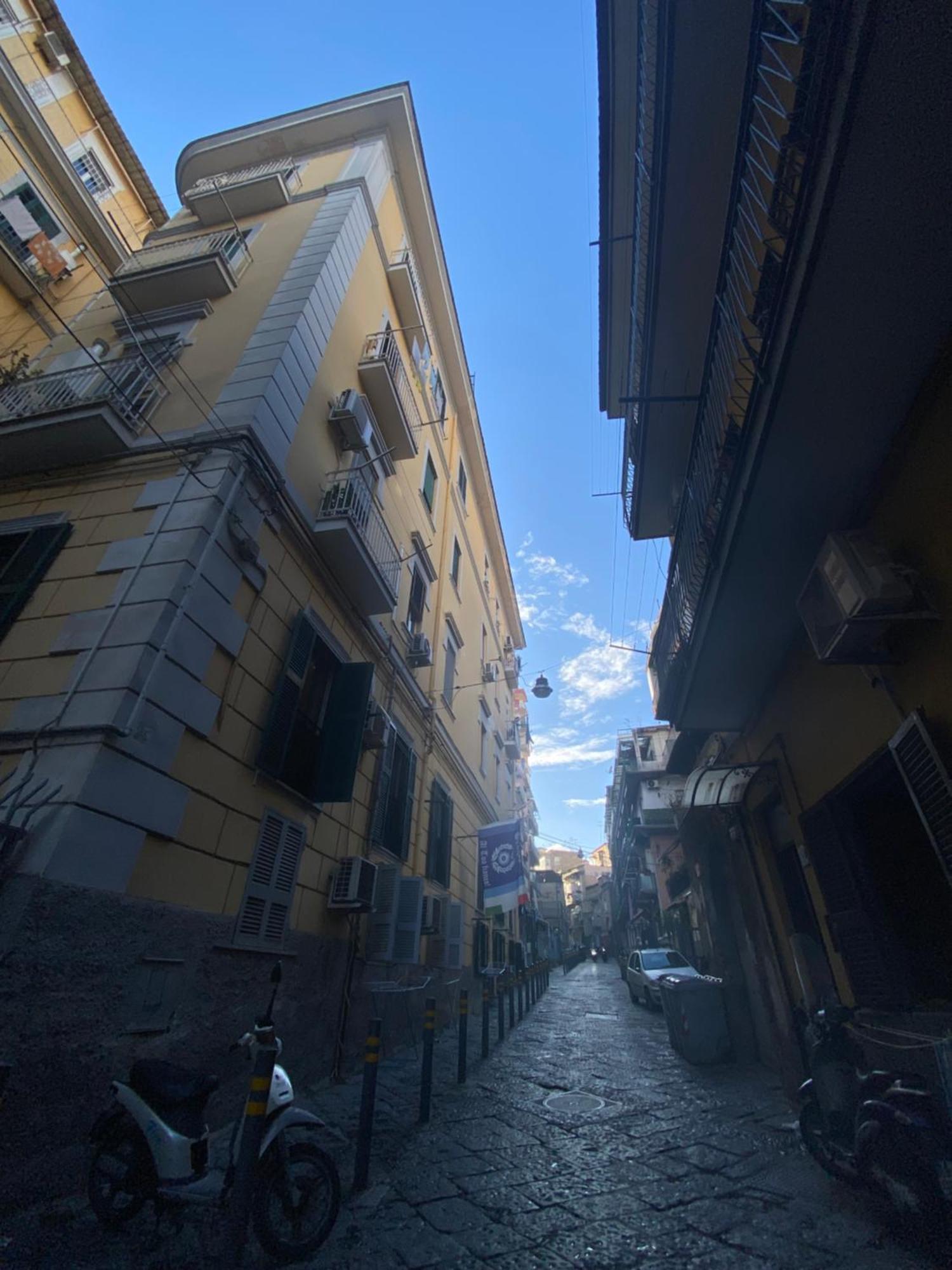 La Casa Al Centro " Vicino Al Centro Storico Di Napoli" Apartment Ngoại thất bức ảnh